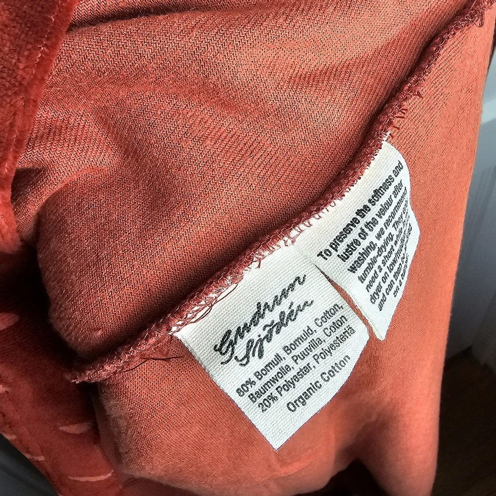 Gudrun Sjoden Red Velour/ velvet SM/ MD like new - Picture 4 of 5